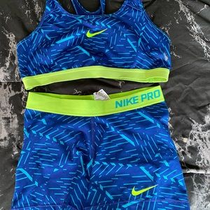 Nike Sports Bra and Spandex Set